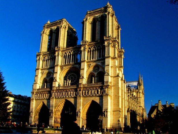 Katedrála Notre-Dame - Chrám matky boží